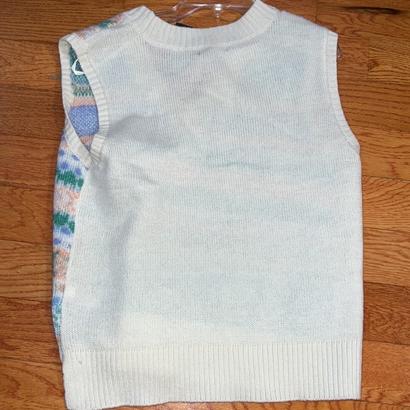 Sweater vest - Picture 4 of 4